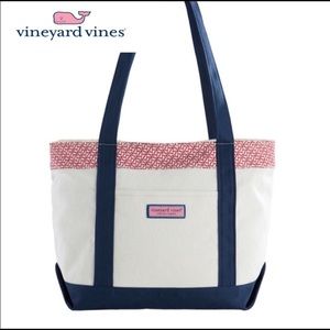🐳 NWT Vineyard Vines Whales Classic Tote 🐳